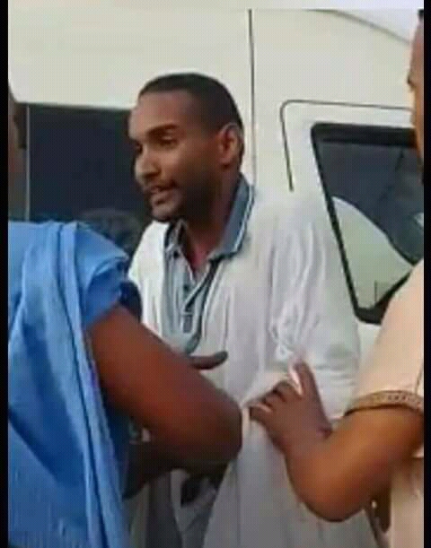 صورة الرجل اثناء الاعتقال